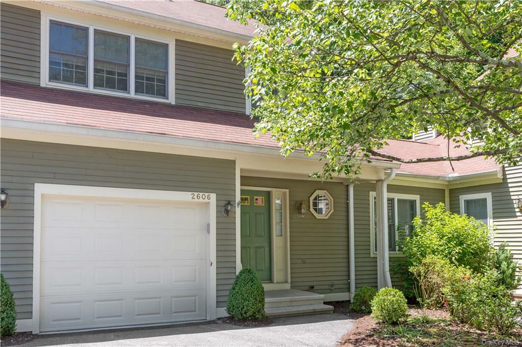 Property Photo:  2606 Canterbury Way  NY 10549 