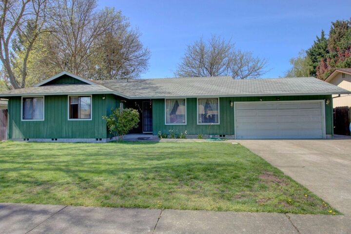 3103 Springbrook Road  Medford OR 97504 photo