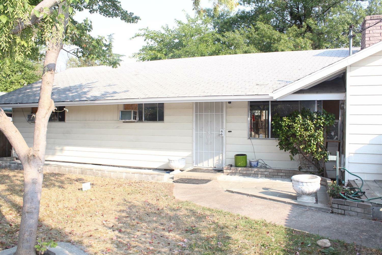 Property Photo:  1171 Stevens Street  OR 97504 