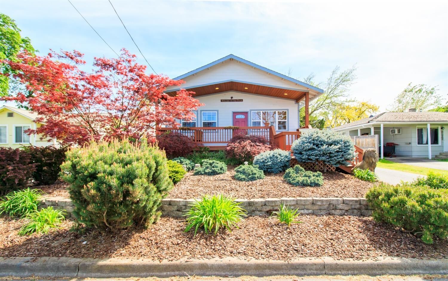 Property Photo: 1488 Ridgeway Drive OR 97504