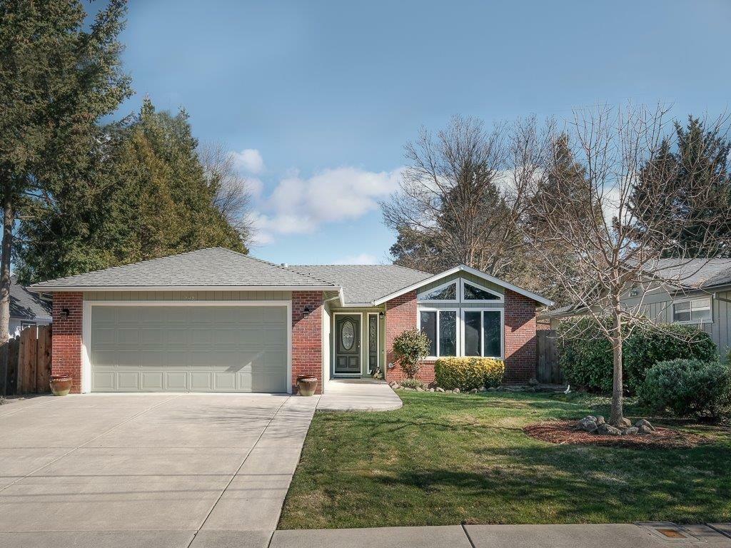1248 Valley View Drive  Medford OR 97504 photo