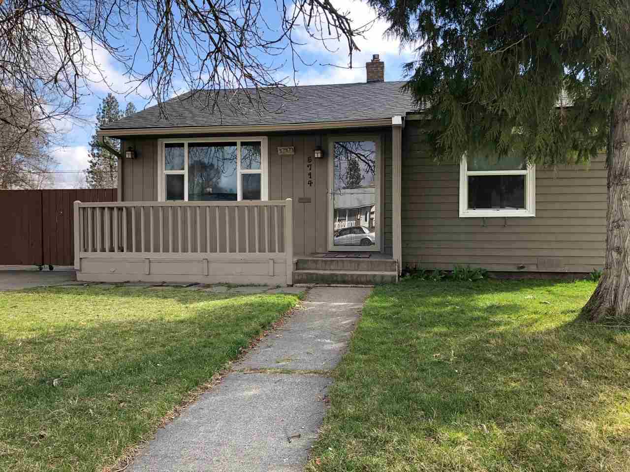 Property Photo:  5714 N Lindeke St  WA 99205 