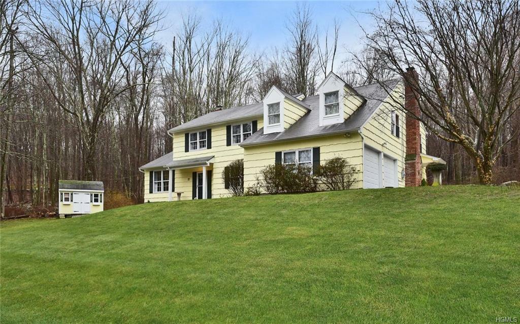 Property Photo:  21 Pinegrove Drive  NY 10560 