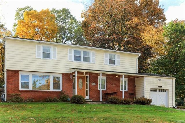 Property Photo:  993 Barberry Road  NY 10598 