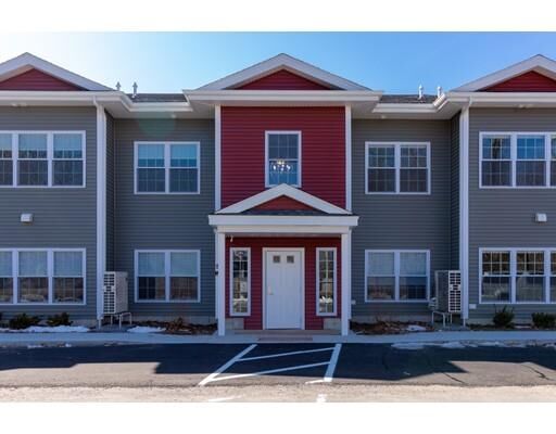 Property Photo: 241 Littleton Rd 200 MA 01824