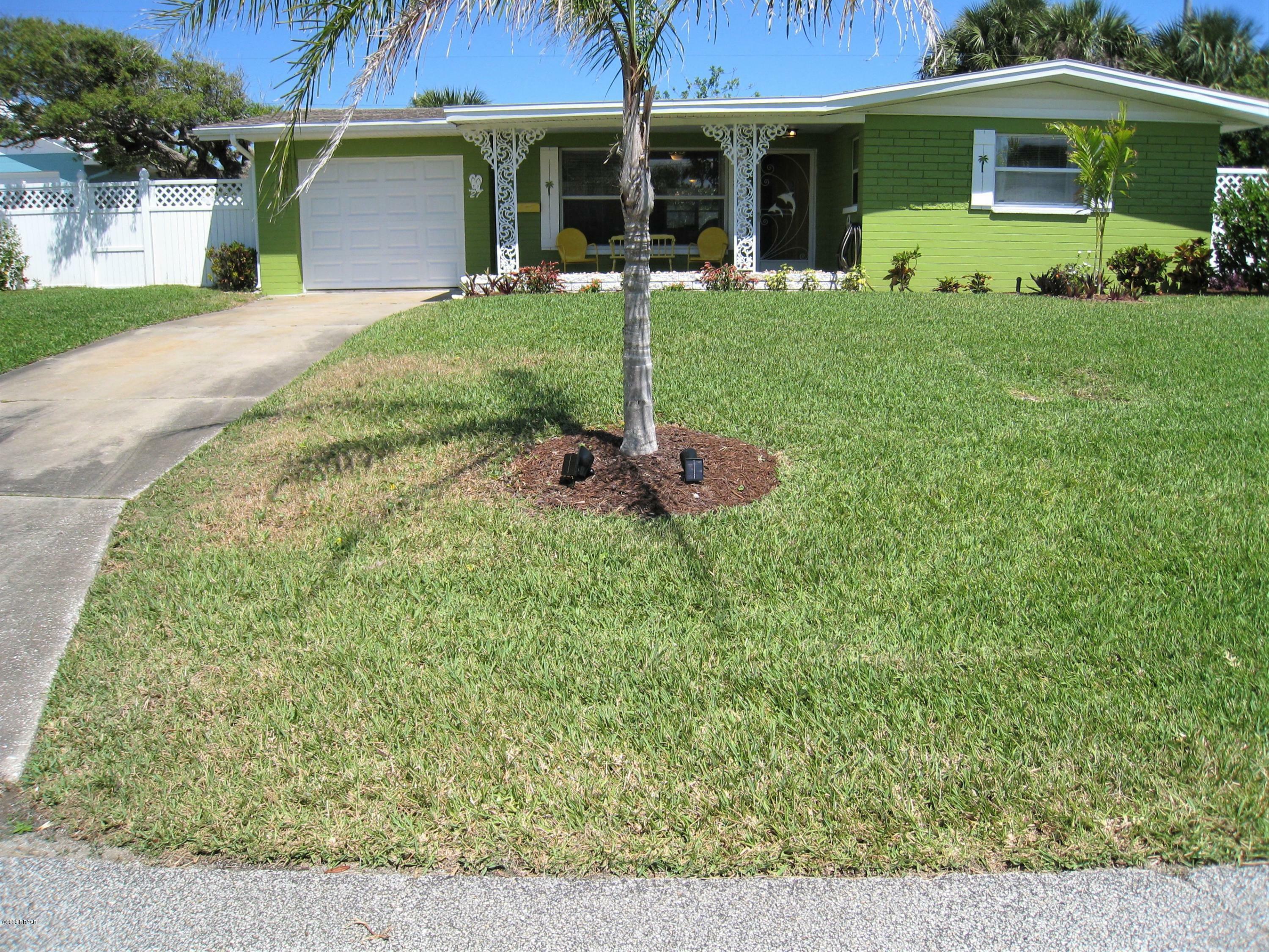 Property Photo:  27 Briggs Drive  FL 32176 