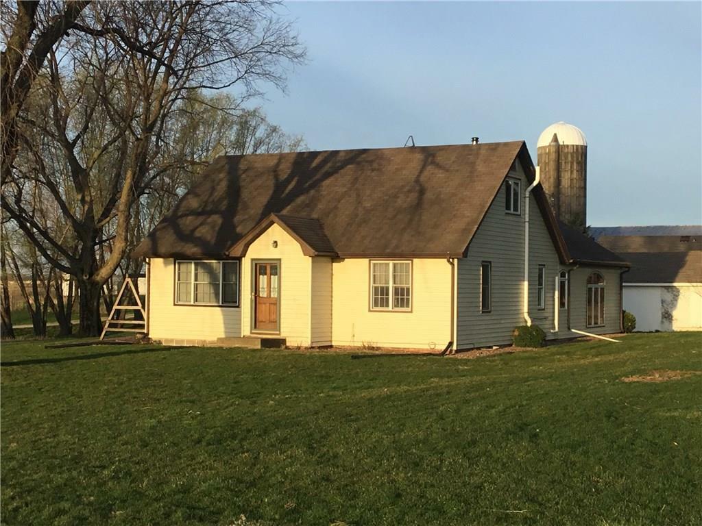 Property Photo:  987 218th Avenue  IA 50219 