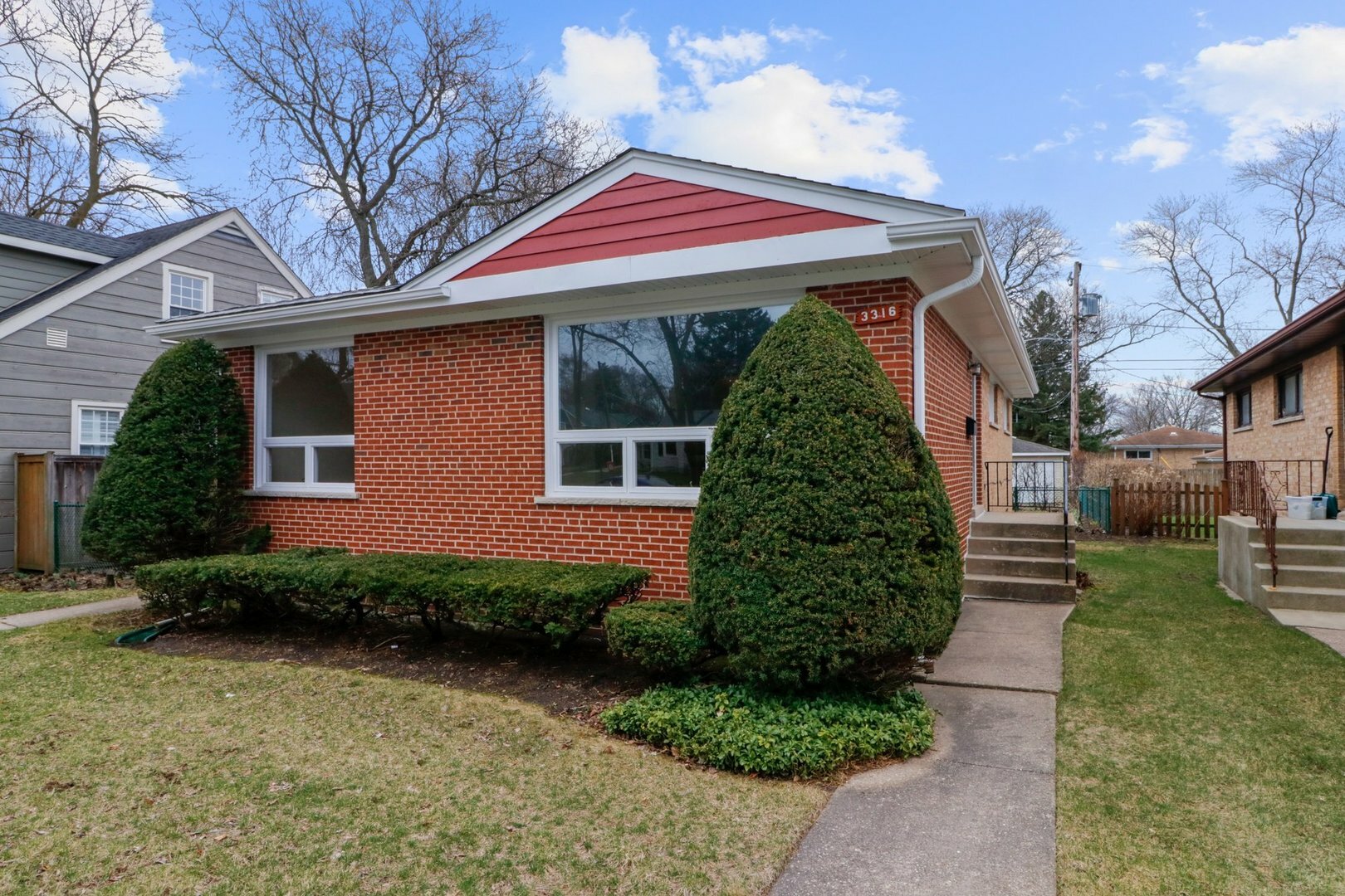 Property Photo:  3316 Harrison Street  IL 60201 