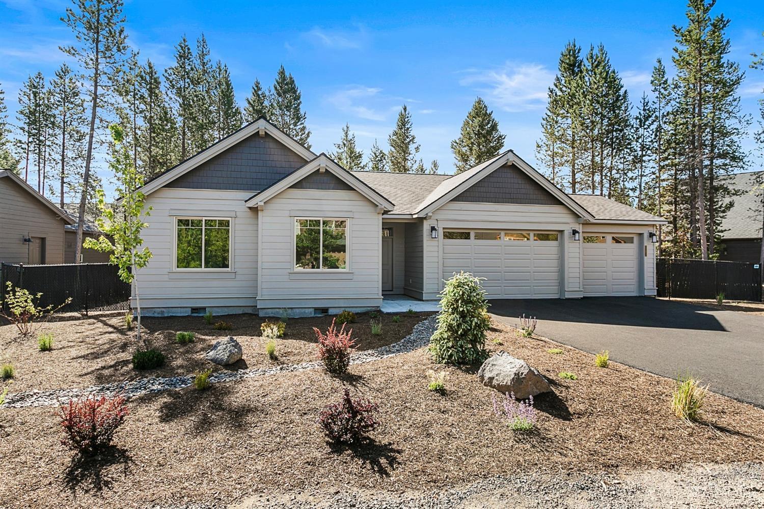 Property Photo: 51856 Trapper George Lane OR 97739