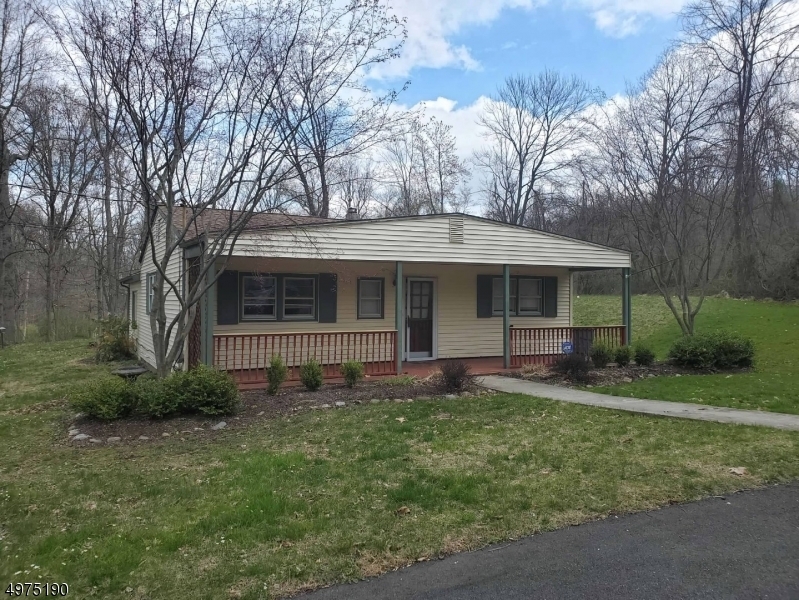 Property Photo:  67 Lindbergh Rd  NJ 08551 