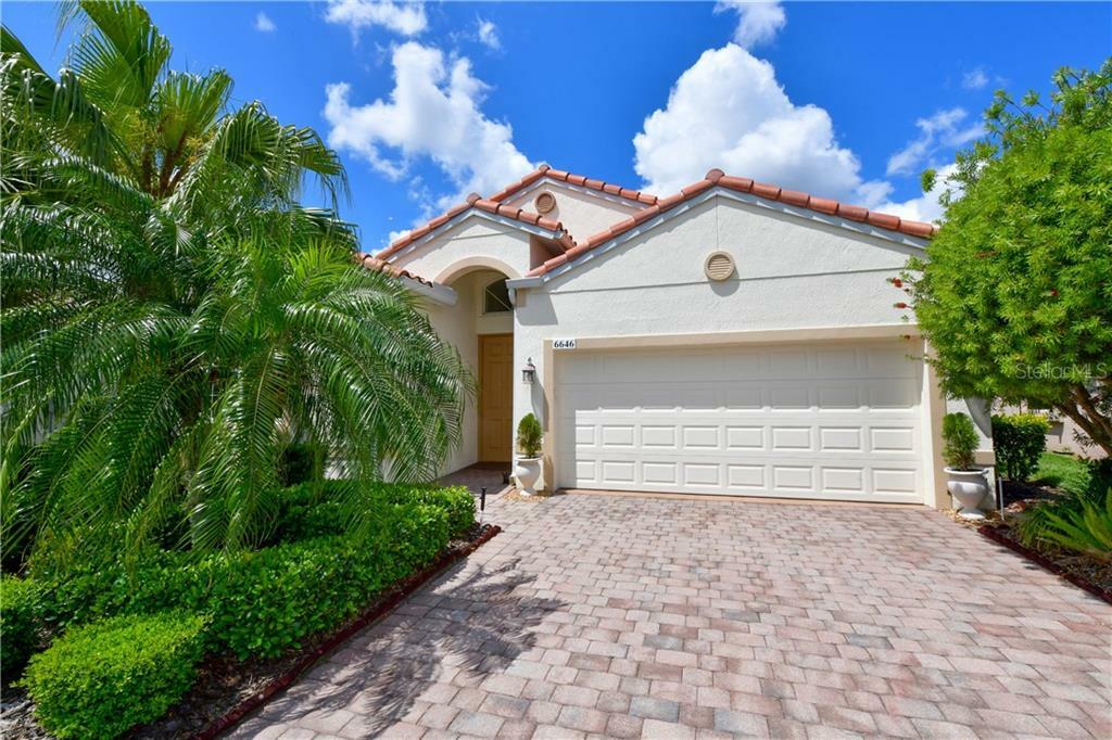 Property Photo:  6646 41st Street Circle E  FL 34243 