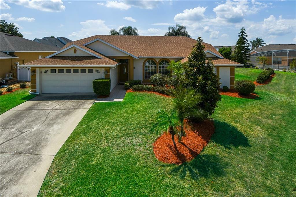 Property Photo:  5411 Loma Vista Loop  FL 33896 