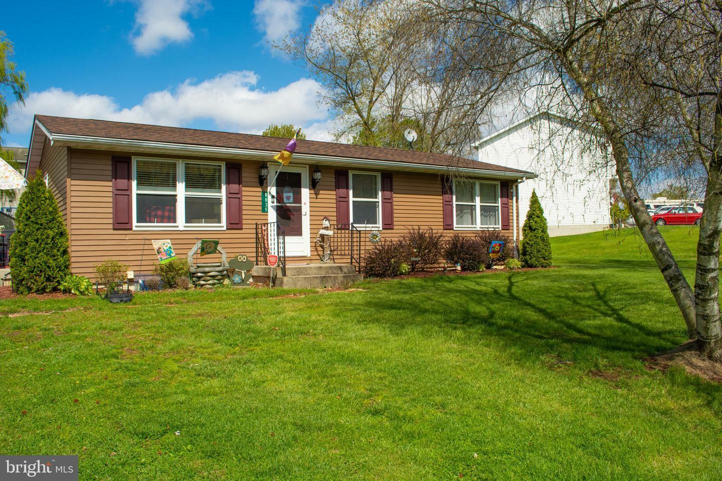 Property Photo: 8835 Picadilly Circle PA 17268