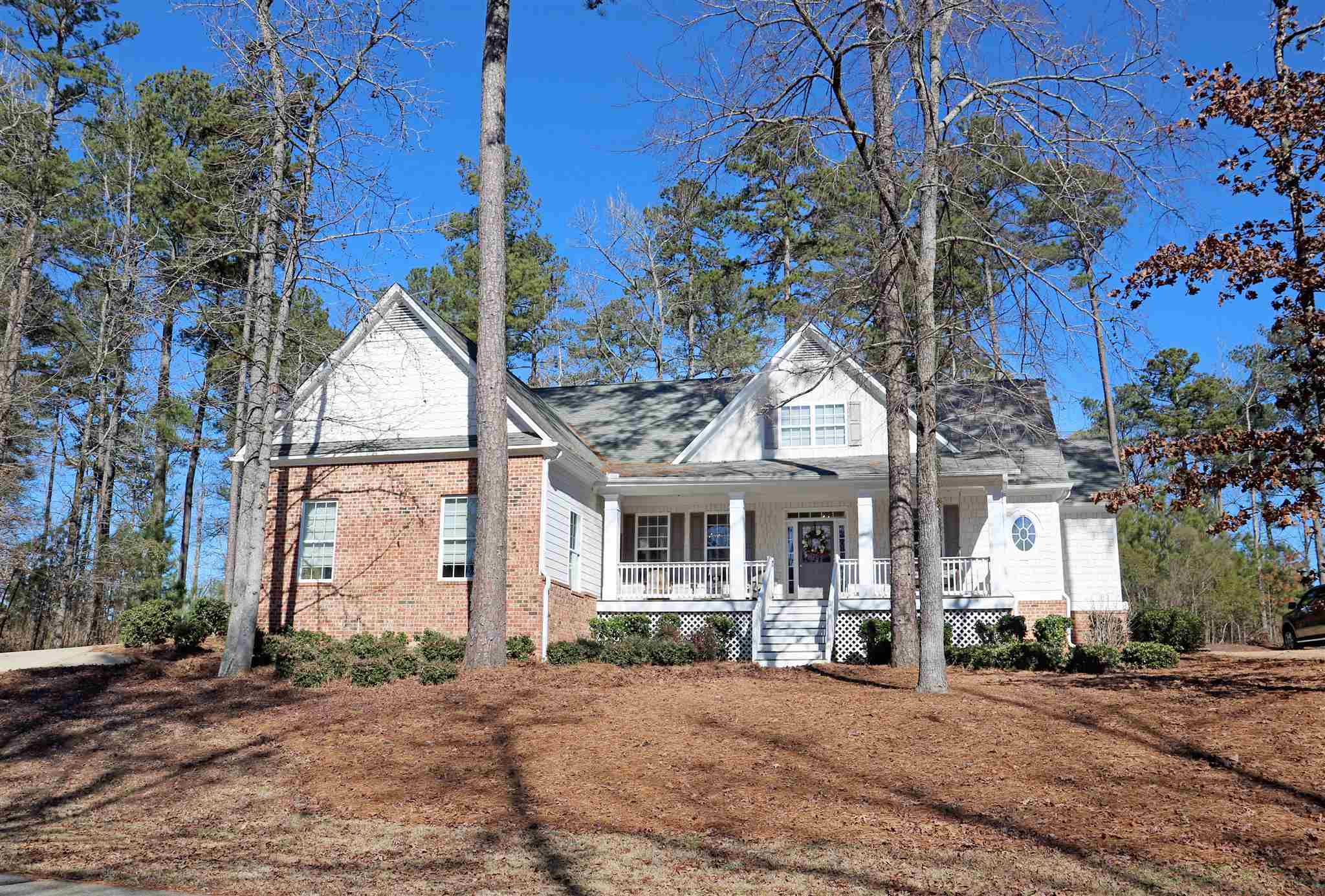 Property Photo: 1201 Turnberry Circle GA 30642-6112