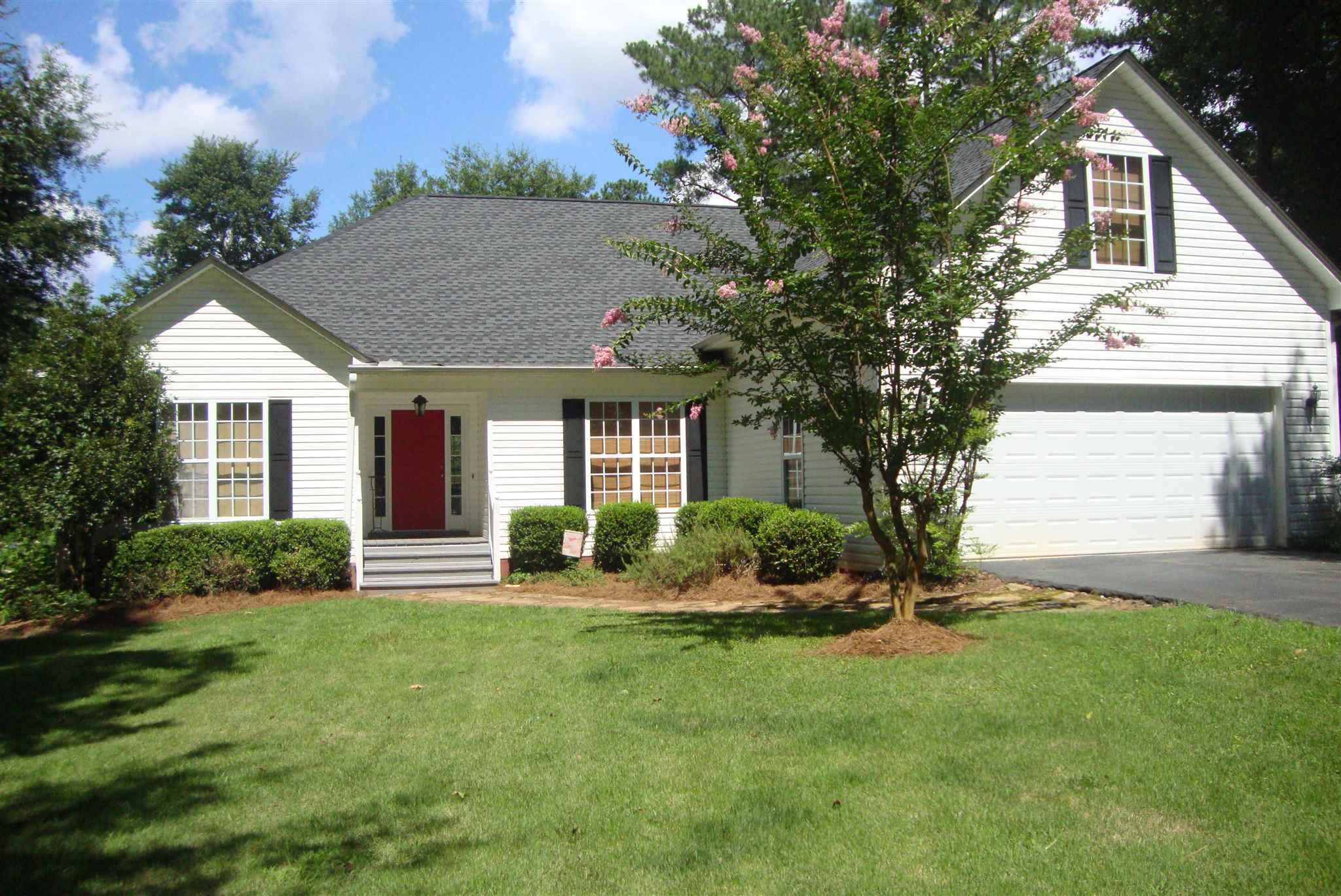 Property Photo:  117 Lullwater Lane  GA 31024-9999 