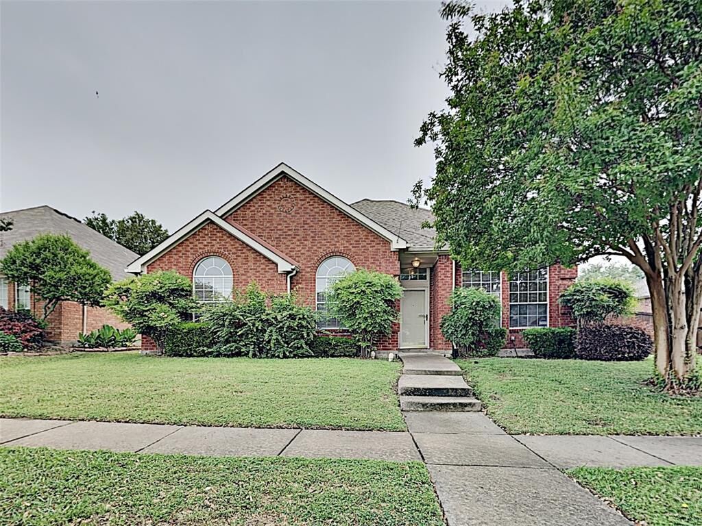 Property Photo: 4701 Monte Vista Lane TX 75070