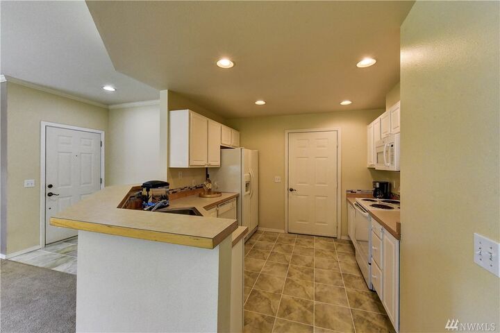 Property Photo: 6515 134th Place SE D7 WA 98296