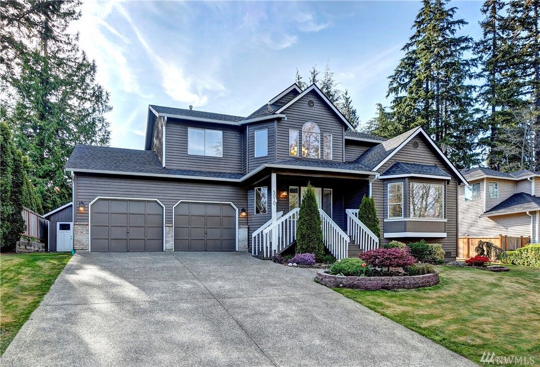 Property Photo: 5010 10th Place W WA 98203