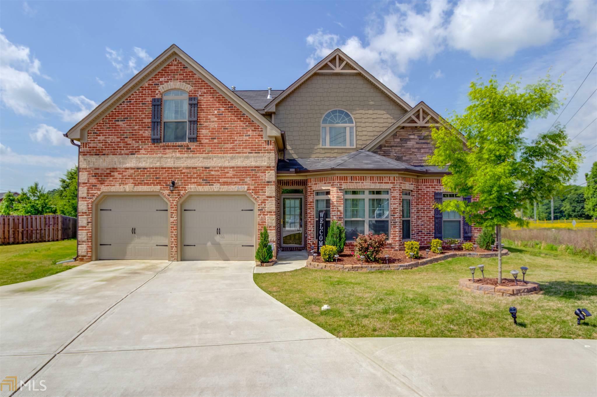 Property Photo: 247 Traditions Drive GA 30052