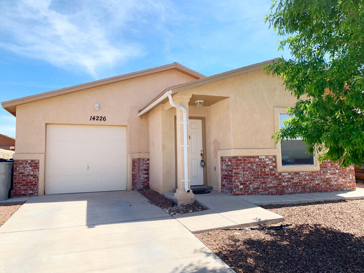 14226 Lasso Rock Drive  El Paso TX 79938 photo