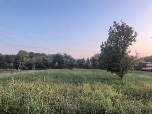 Property Photo:  