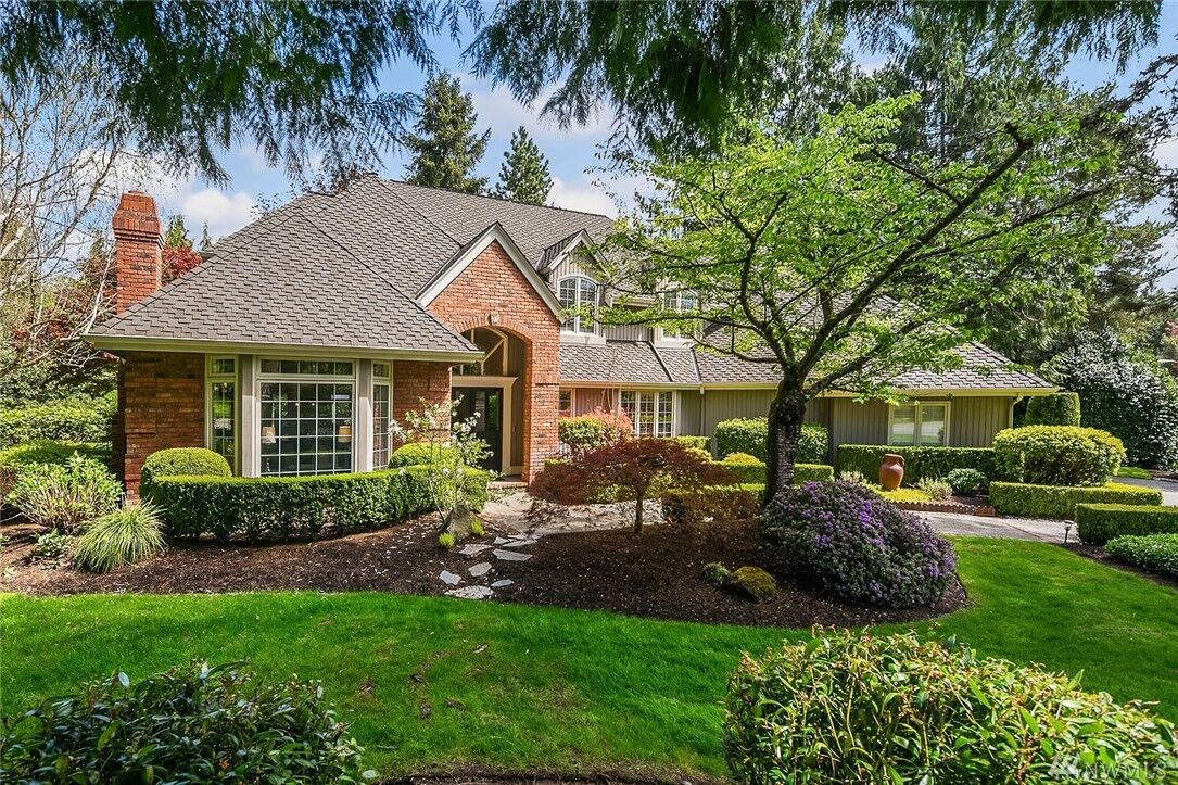 Property Photo:  25810 NE 9th Street  WA 98074 