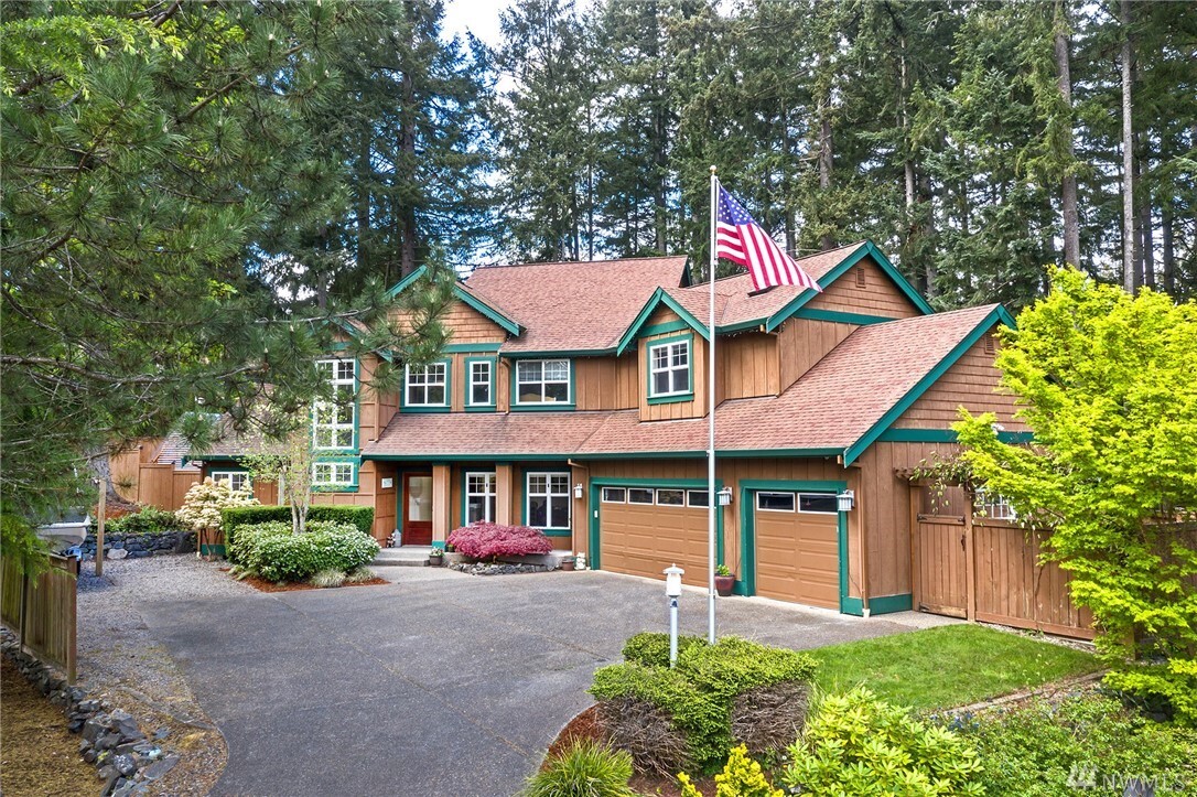 Property Photo: 5406 62 Avenue W WA 98467
