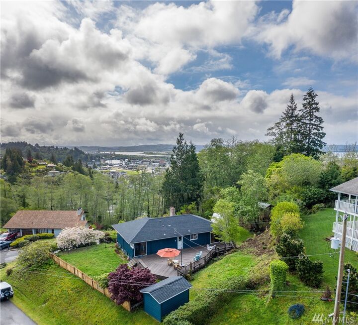 Property Photo:  191 Prospect Ave  WA 98550 