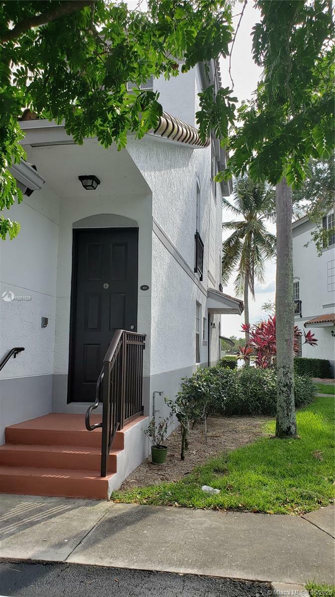 Property Photo:  715 SW 148th Ave 614  FL 33325 