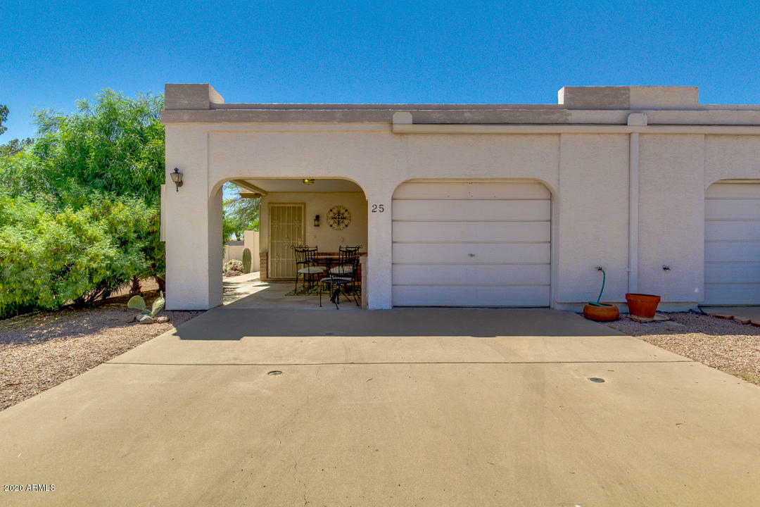 Property Photo:  1920 S Plaza Drive 25  AZ 85120 