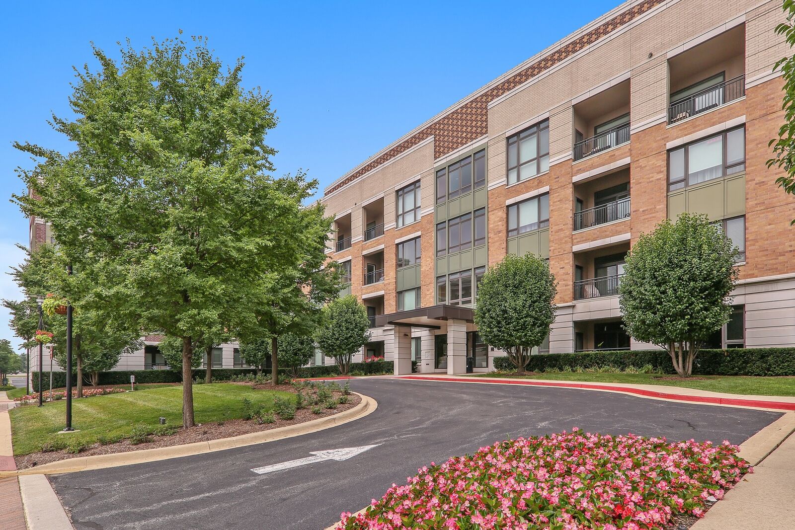 Property Photo: 1000 Village Center Drive 102 IL 60527