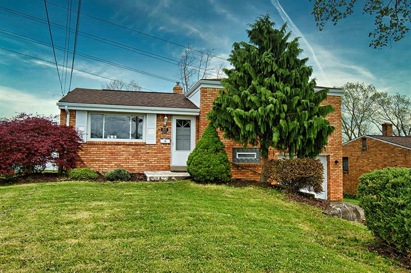 Property Photo:  845 Kerry Hill Drive  PA 15234 