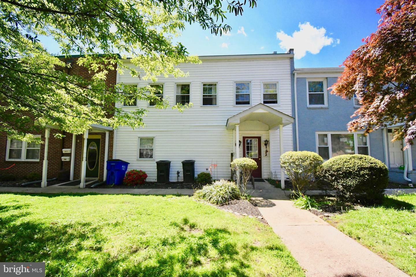 Property Photo: 602 S Union Avenue B MD 21078