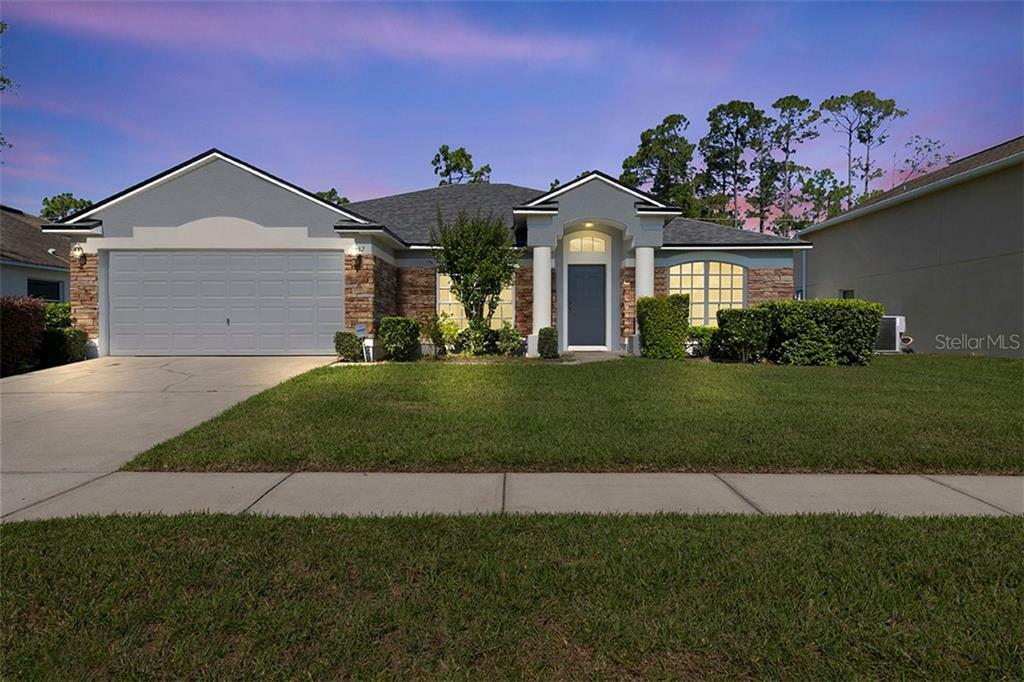 Property Photo:  3332 Deep Water Court  FL 32826 