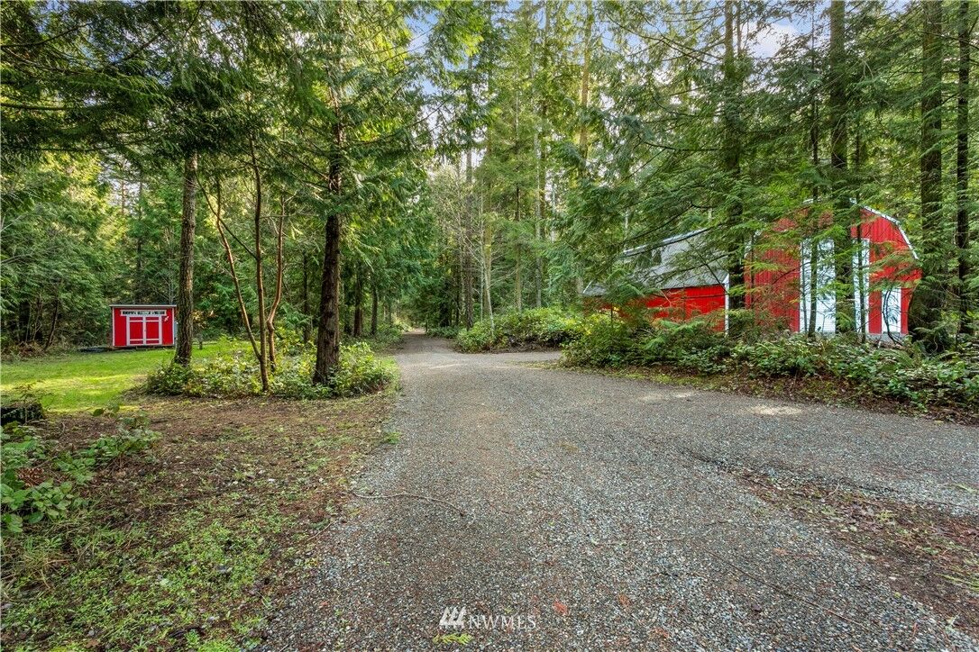 Property Photo:  1914 S Discovery Road  WA 98368 