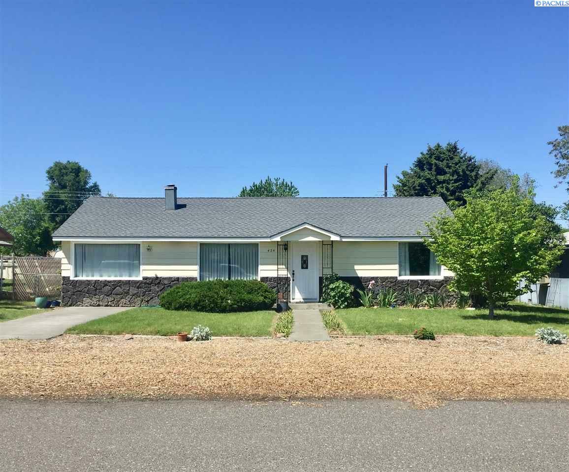 424 S Olson St  Kennewick WA 99336 photo