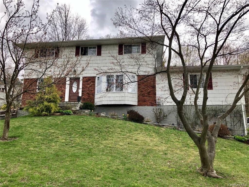 Property Photo:  18 Somerstown Road  NY 10562 