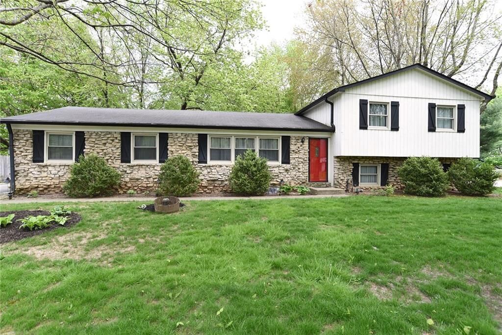 Property Photo: 9257 North Temple Avenue IN 46240