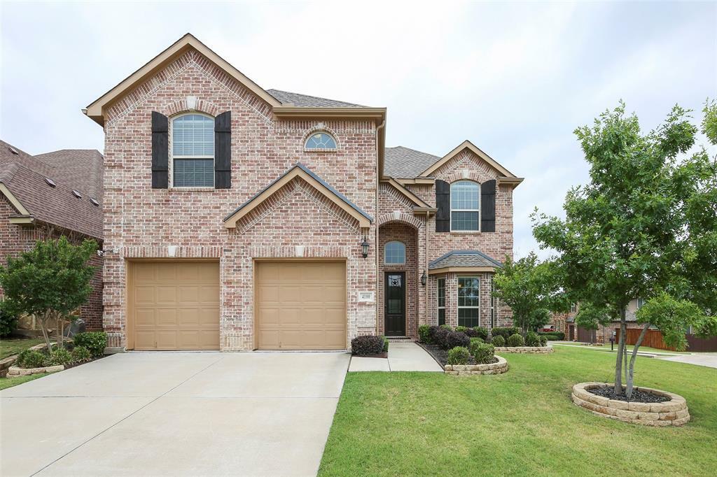 Property Photo: 4100 Red Wolfe Road TX 76208