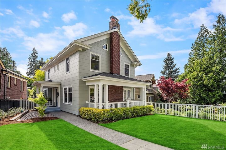 2575 10th Ave W  Seattle WA 98119 photo