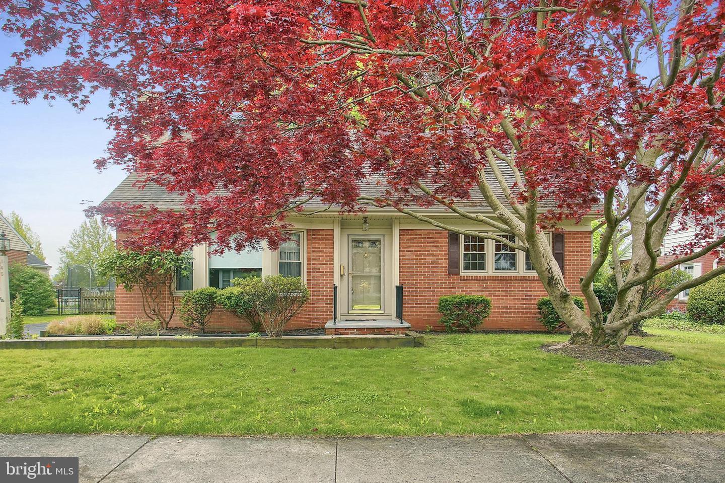 Property Photo: 148 N Clay Street PA 17545