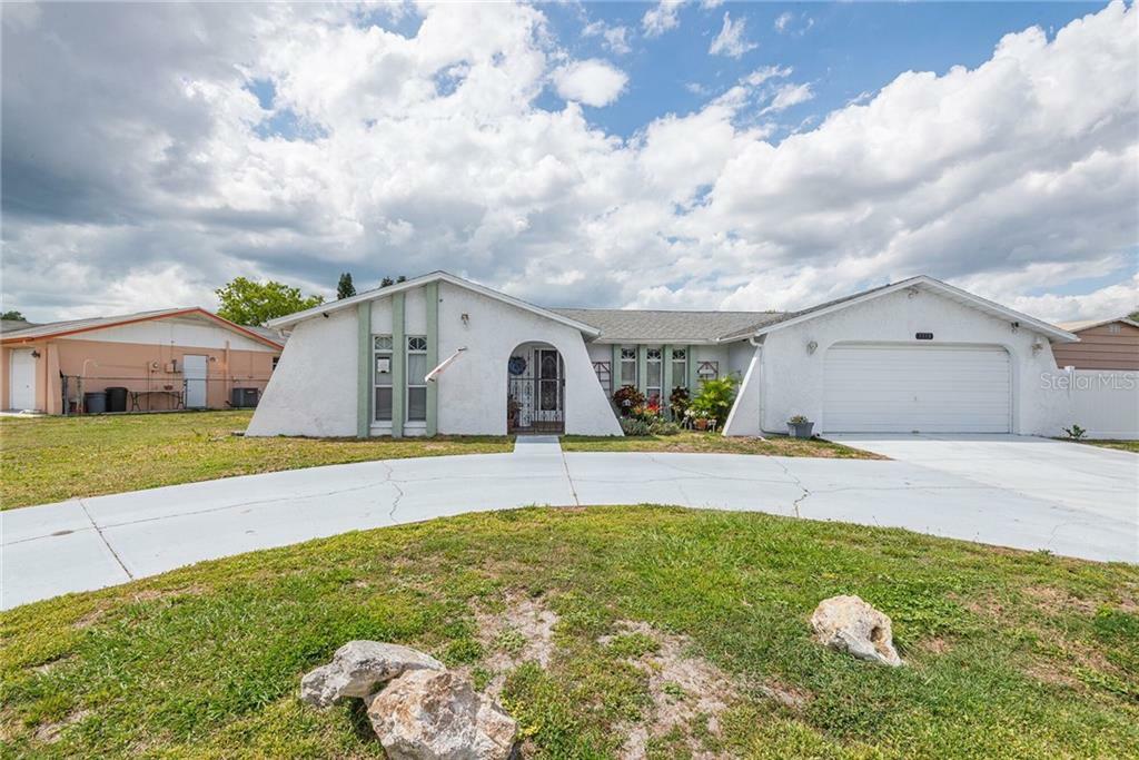 Property Photo: 7335 Lincoln Park Lane FL 34668