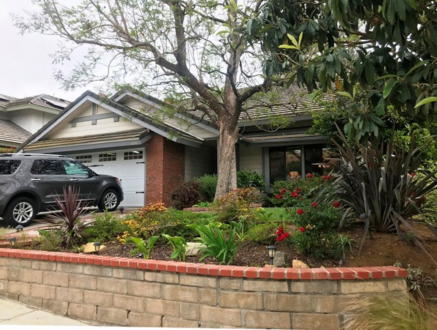 Property Photo:  6880 Oak Springs Drive  CA 91377 