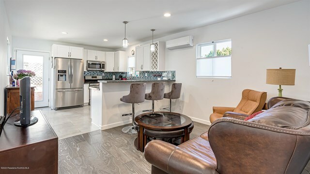 Property Photo: 1207 S Sycamore Avenue CA 90019