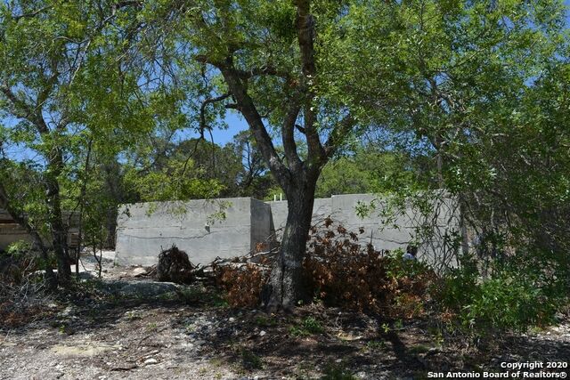 Property Photo: 345 Kim Lee Ln TX 78070