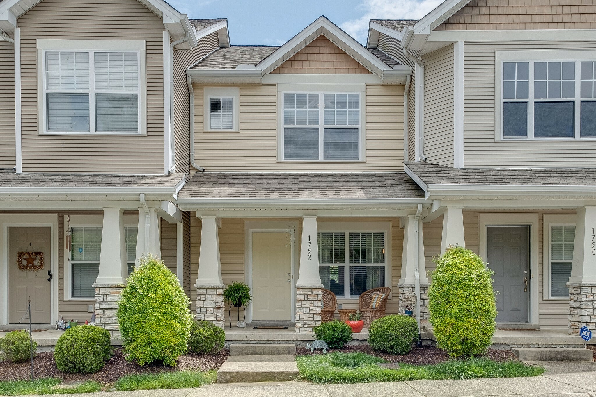 Property Photo: 1752 Lincoya Bay Drive TN 37214