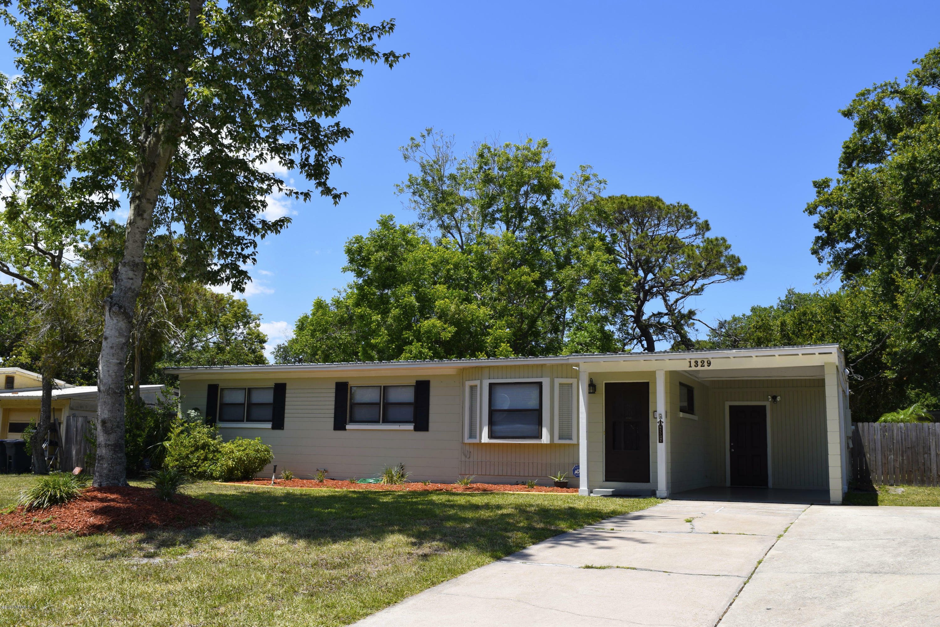 Property Photo:  1329 Francis Street  FL 32084 