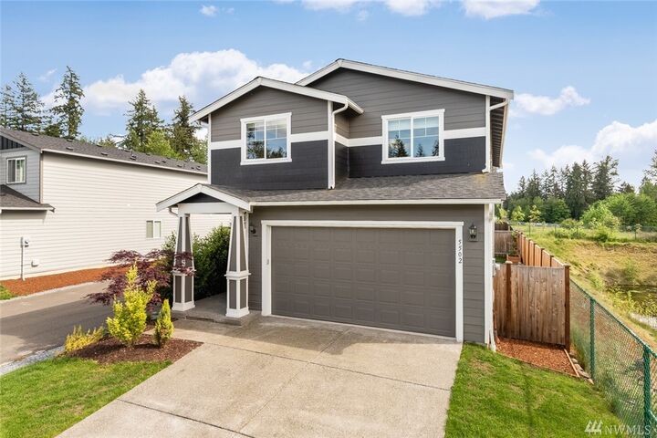 5502  148th St Court E  Puyallup WA 98375 photo