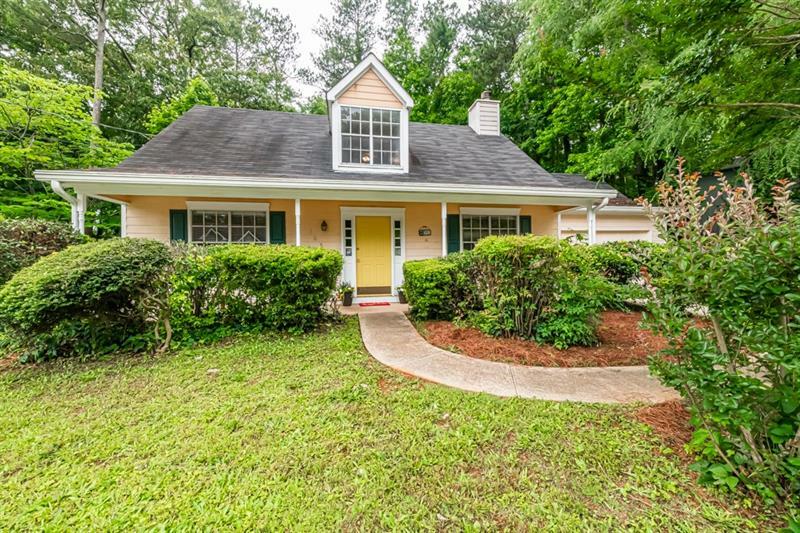 Property Photo:  1657 Ivy Glenn Road  GA 30032 