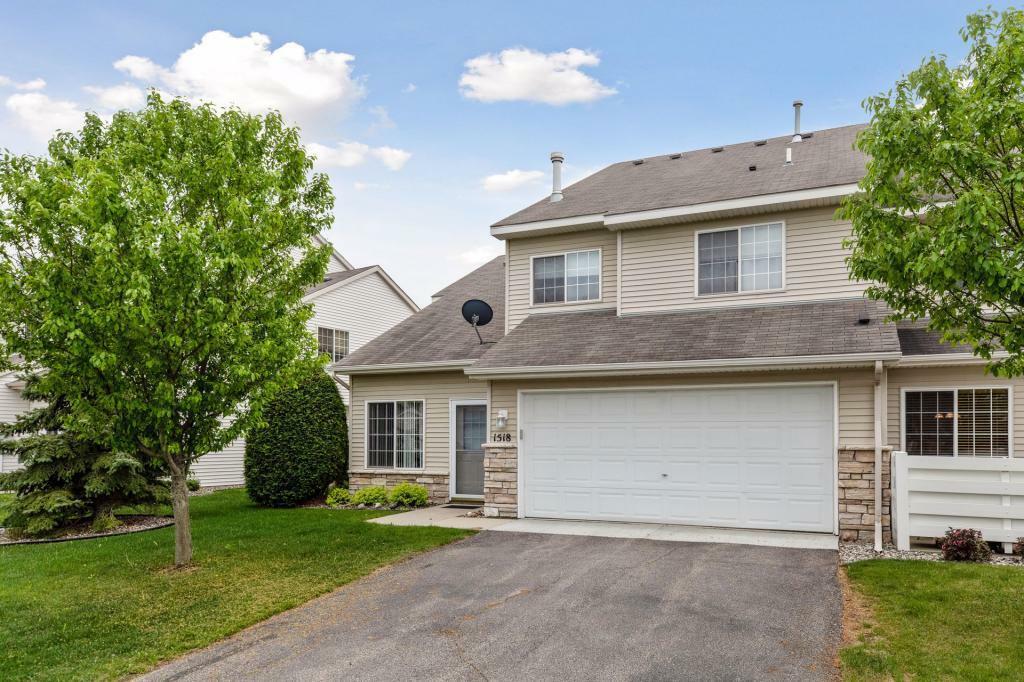 Property Photo:  1518 Idlewild Lane  MN 55387 